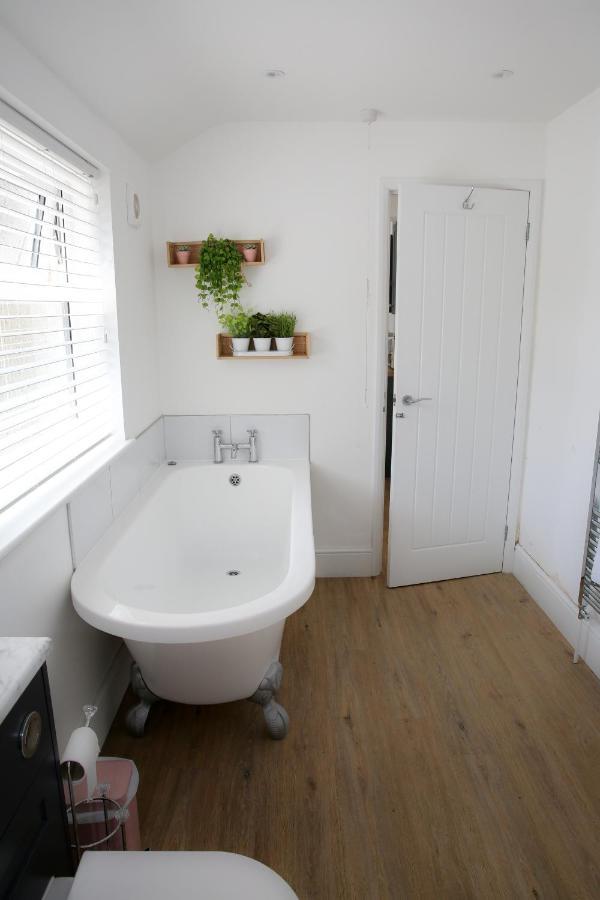Fully Refurbished Property-March 22-Next To Beach Lowestoft Zewnętrze zdjęcie